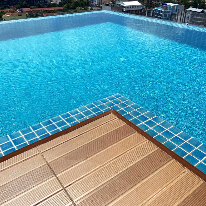 Luxury Pool